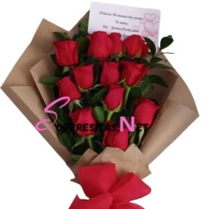 Ramo de Rosas Pasión en Rojo
