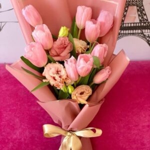 Ramillete de Tulipanes Susurros de Amor